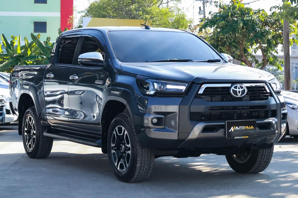 Toyota Hilux Revo Doublecab 2.4 Mid Prerunner A/T MNC 2023 *LK0579*